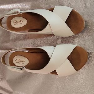 CLARKS Platform Wedge Size 9M